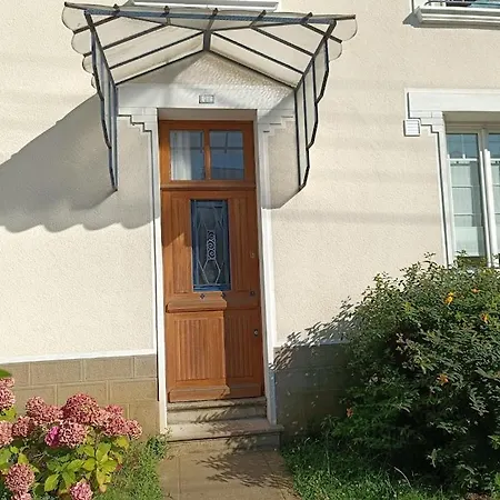 D'hote Au Mans Pour 24h Autos Motos Ou Autre Evenement فندق مبيت وإفطار